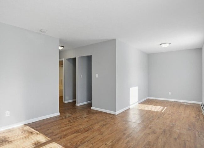 Building Photo - 3116 N Colorado Ave
