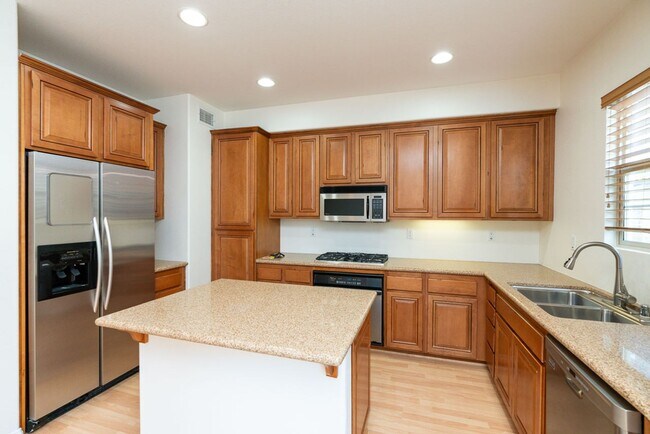 Building Photo - 2656 Escala Cir