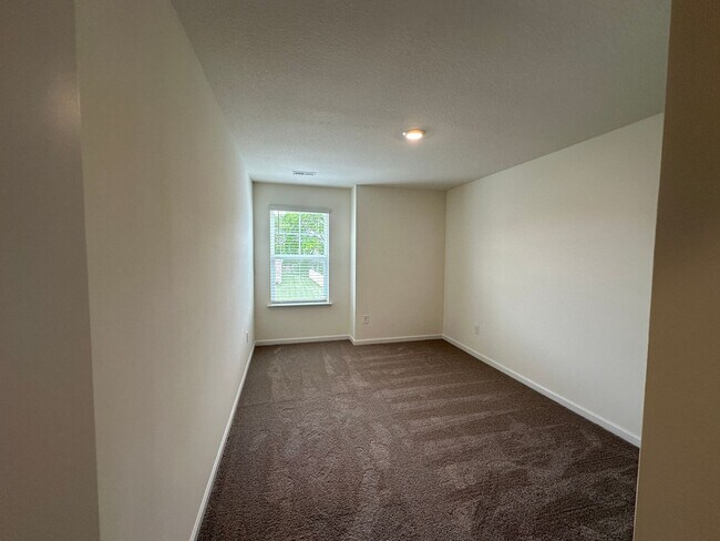 Building Photo - Luxury New Construction | 3BR + Loft + 2-Car Garage in the Heart of Maryville