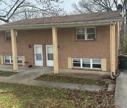 Building Photo - 1179 Tatesbrook Dr