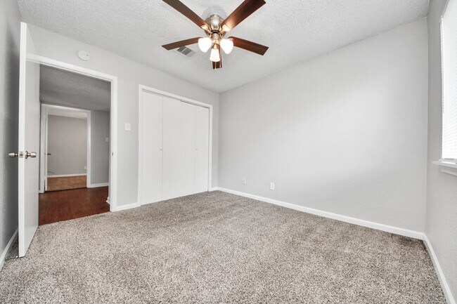 Building Photo - 16714 Britford
