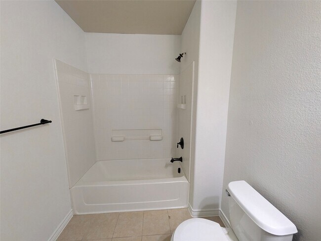 Building Photo - 5760 Fountain Flat Dr