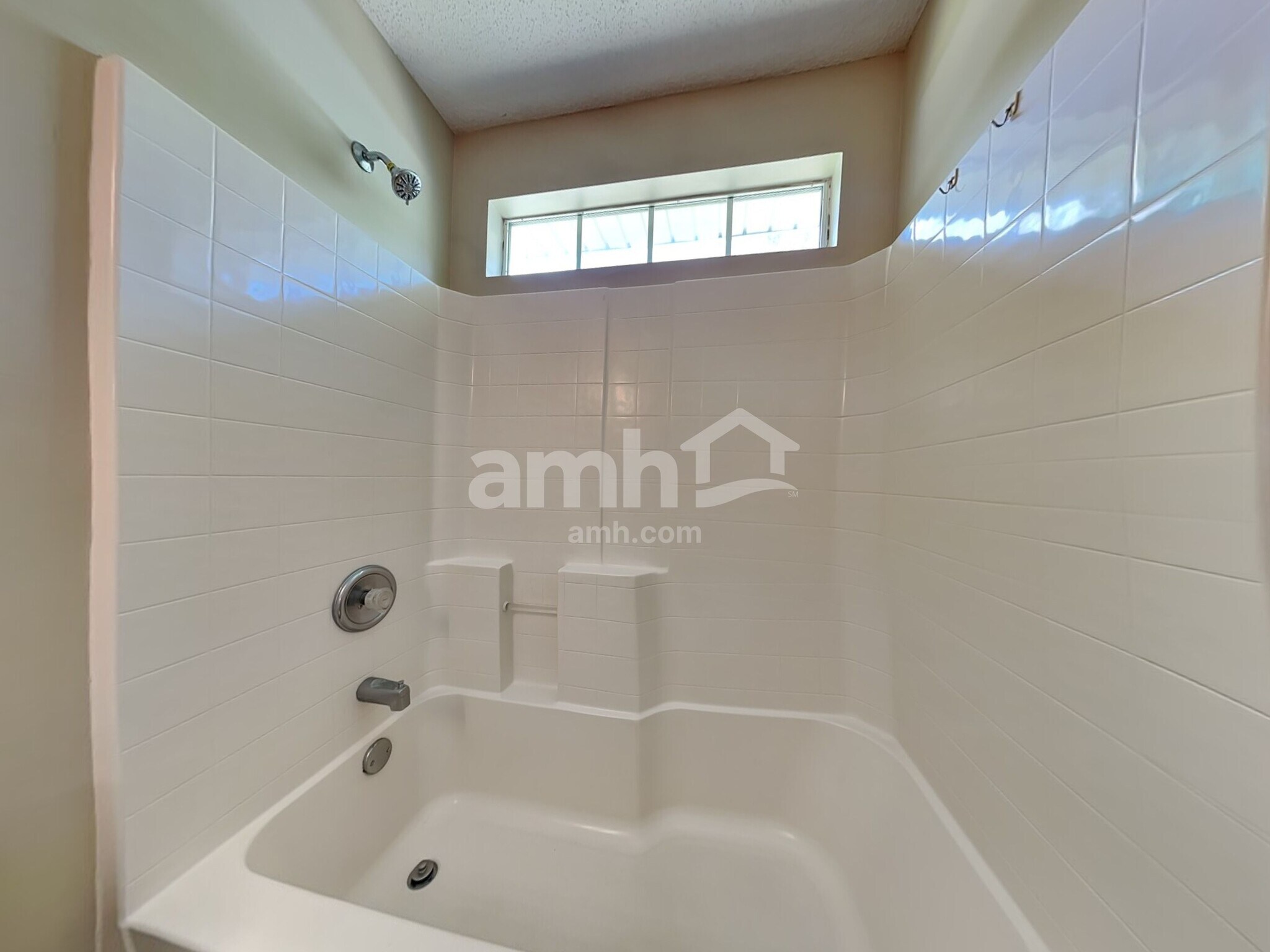 Building Photo - 31 Dianne Mackenzie Way