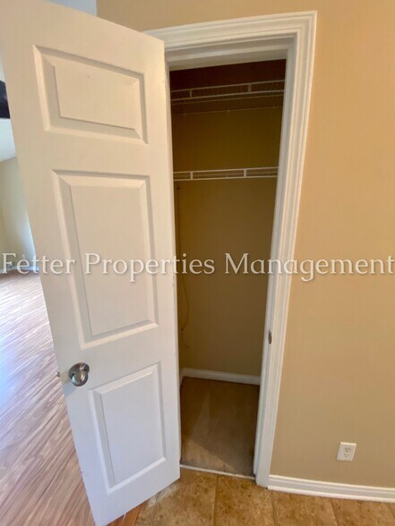 Building Photo - 3604 Cornell Ct