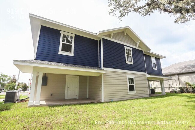 Building Photo - 919 E Lemon St