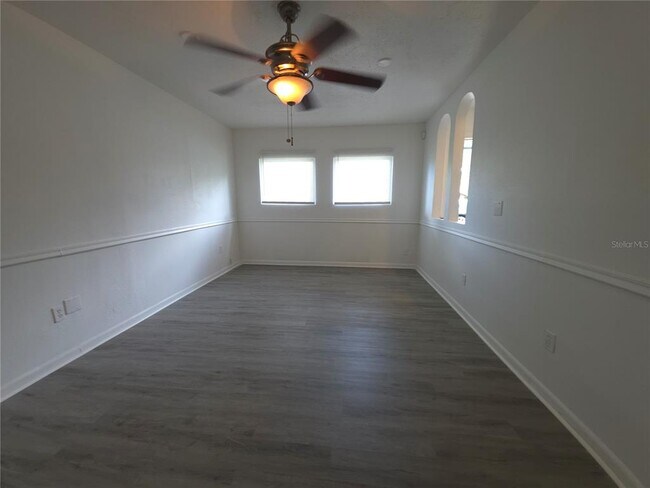 Building Photo - 8413 Barrett Pl