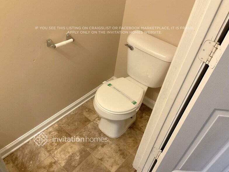 Building Photo - 6544 Huntington Ct