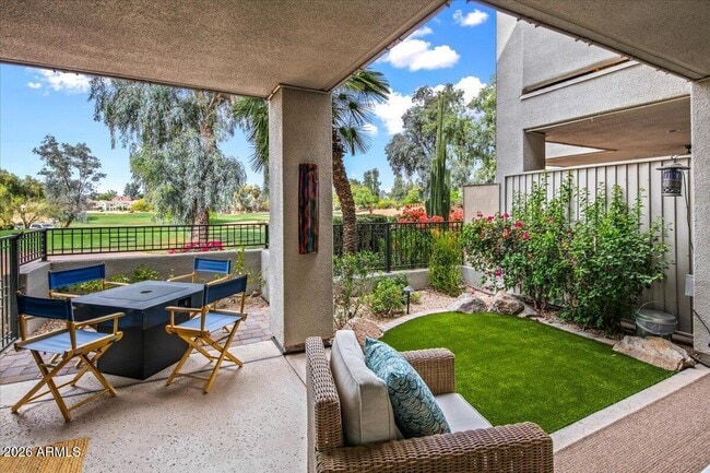 Building Photo - 7700 E Gainey Ranch Rd