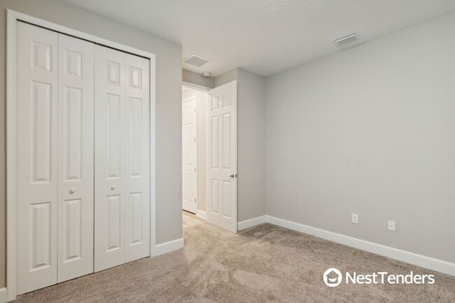 Building Photo - Enjoy Resort-Style Amenities in Beautiful ...