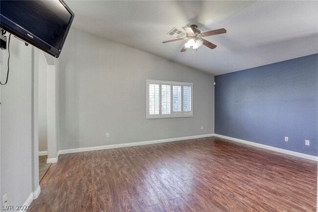 Building Photo - 756 Ezzat St