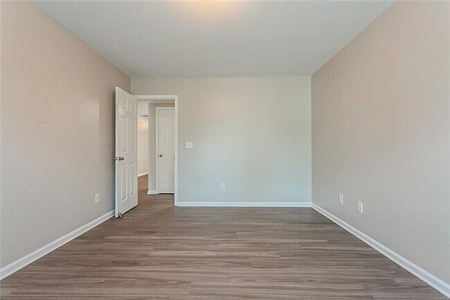 Building Photo - 3035 Whittier Way