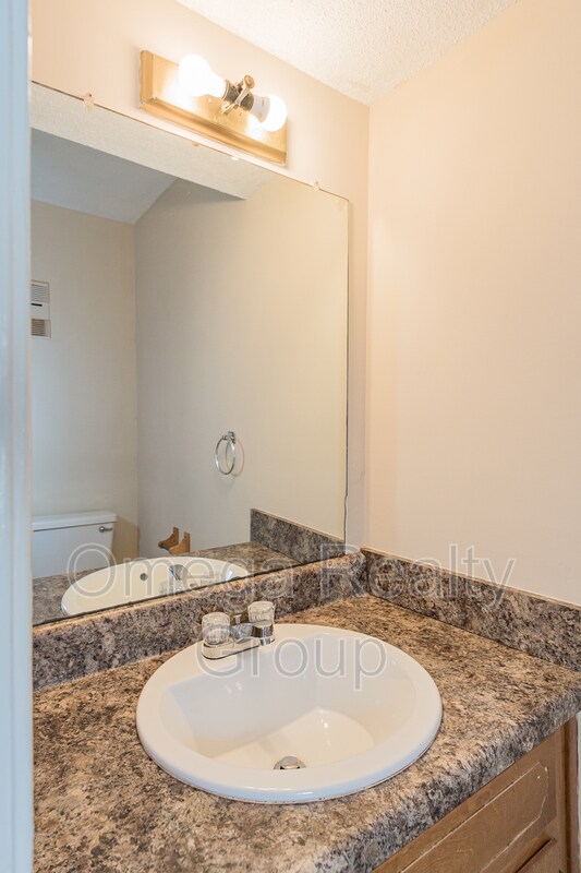 Building Photo - 2364 Grayson Valley Cir