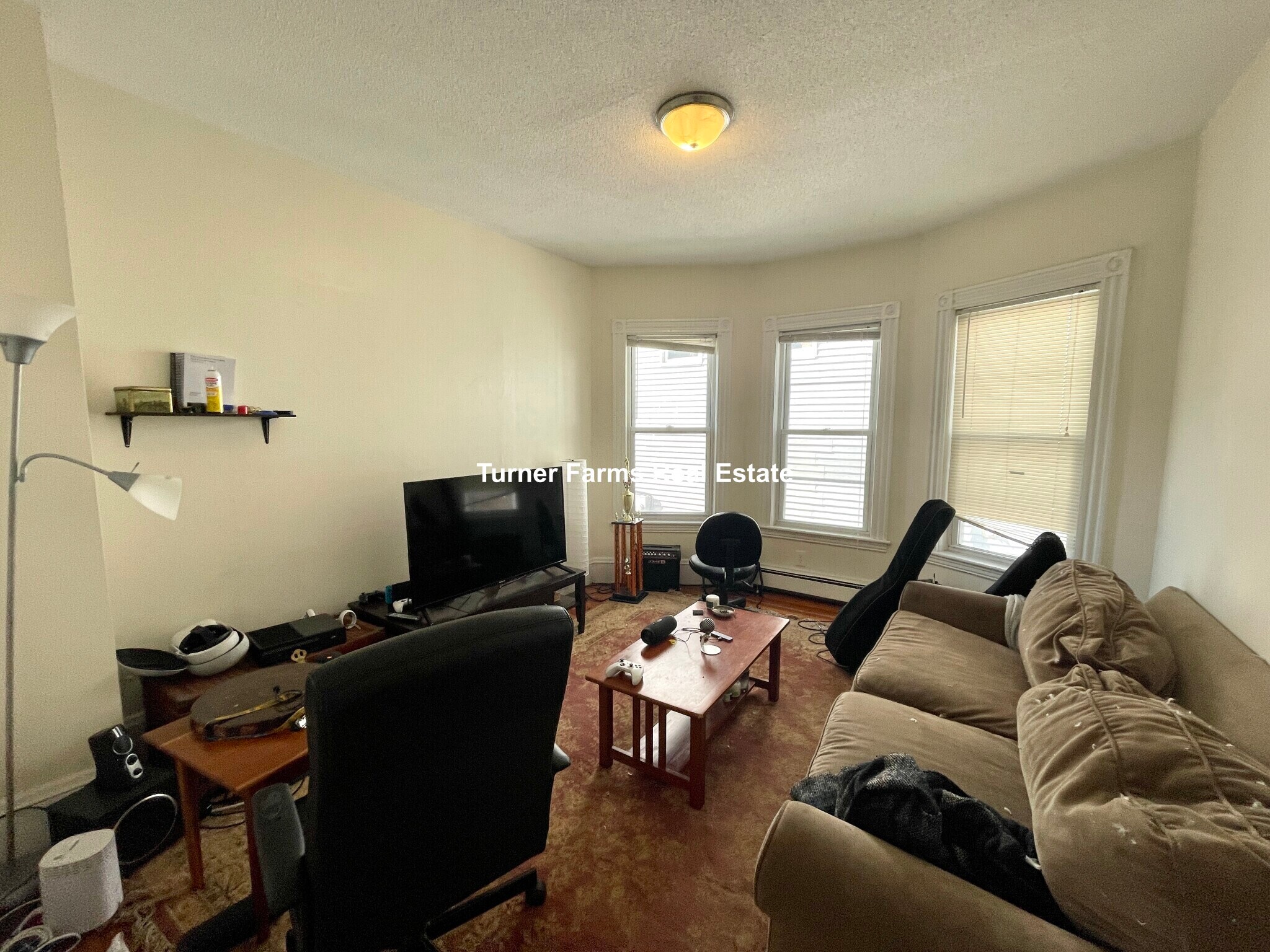 Building Photo - 68 Winchester St