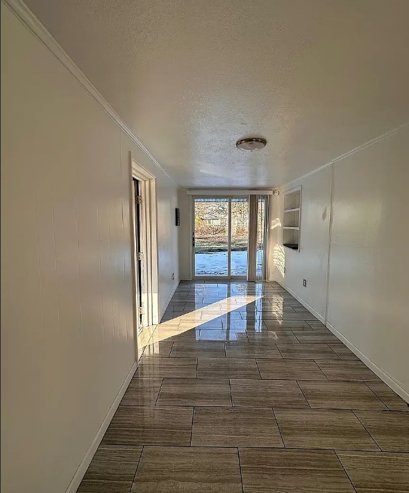 Building Photo - 1313 E Douglas St