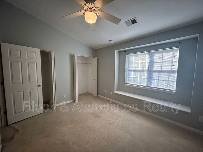 Building Photo - 3712 Winborne Ln