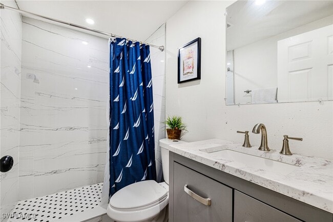 Building Photo - 2012 Wright St