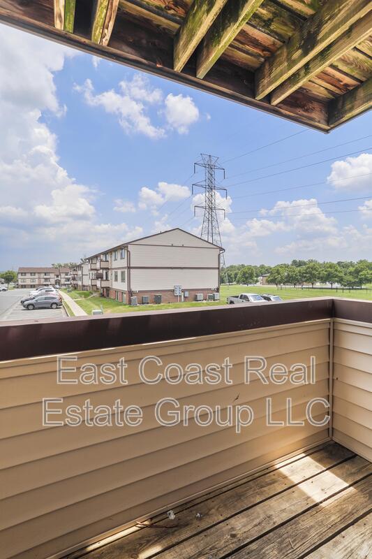 Building Photo - 993 Heather Ridge Dr