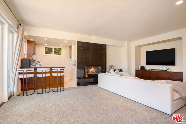 Building Photo - 24907 Marbella Ct