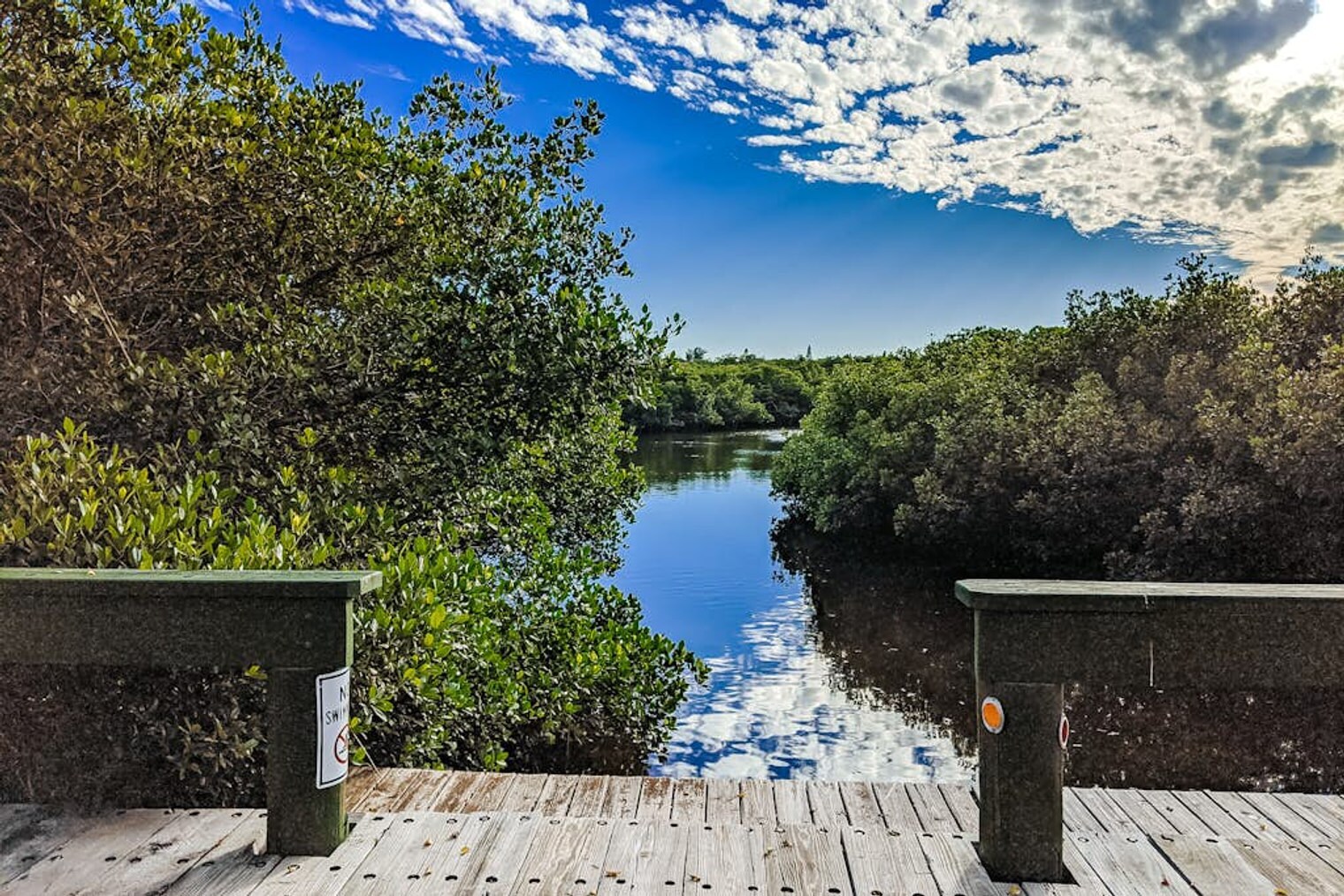 Building Photo - 3601 E Bay Dr