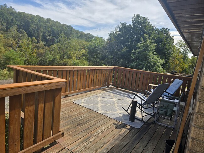 Building Photo - 68 Lilmont Dr