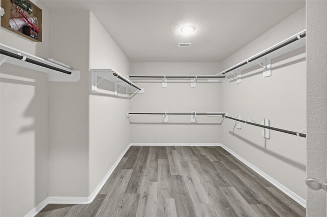 Building Photo - 29115 Jacobs River Dr