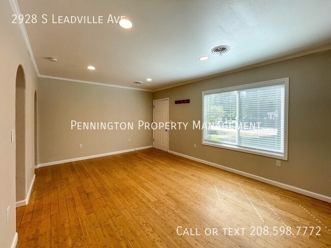 Building Photo - 2928 S Leadville Ave