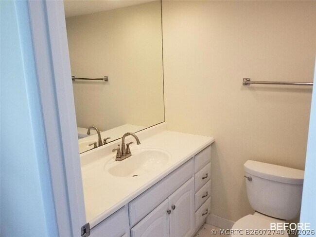 Building Photo - 1104 Bahama Bend