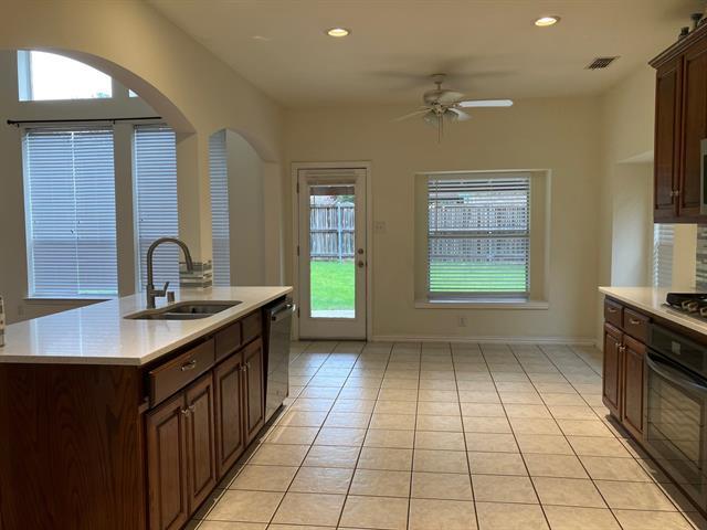 Building Photo - 2616 Quail Hollow Dr