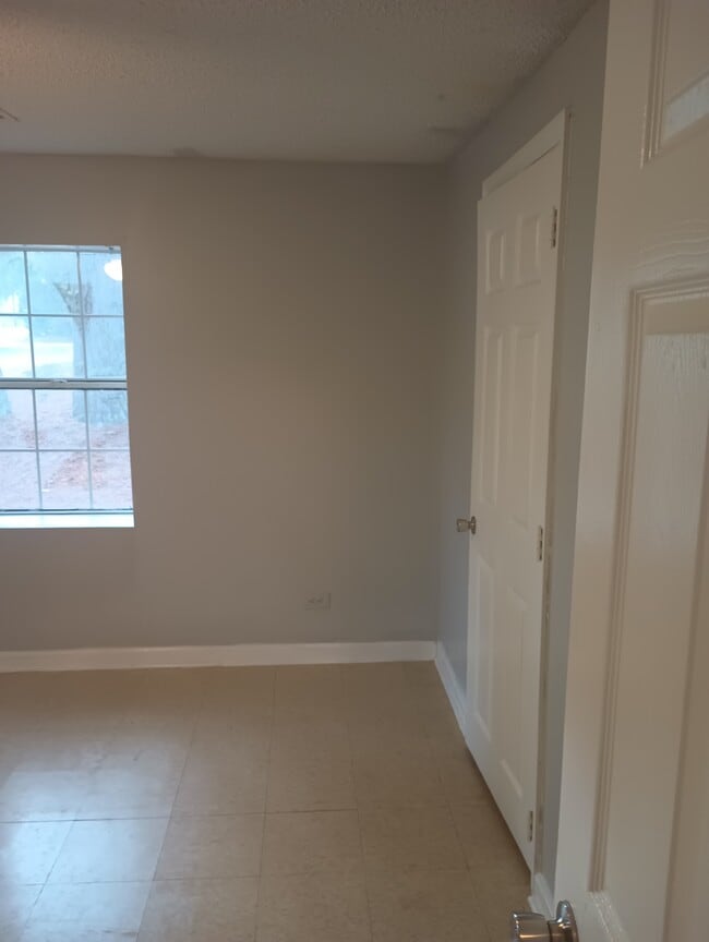 Building Photo - 112 Cooksey Ave