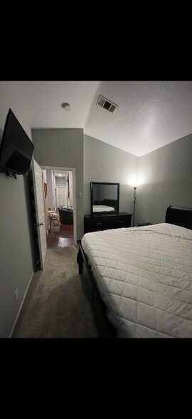 Primary Photo - 11520 Aberdeen Dr