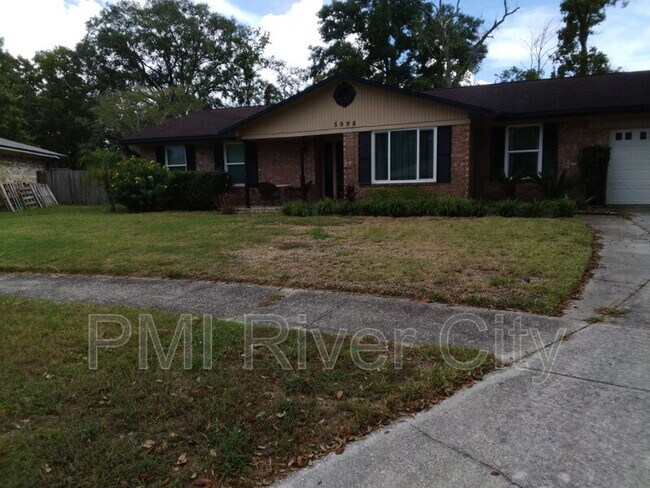 Building Photo - 5998 Greenwillow Ln S