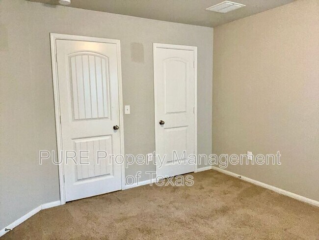 Building Photo - 12040 Riparian Rd