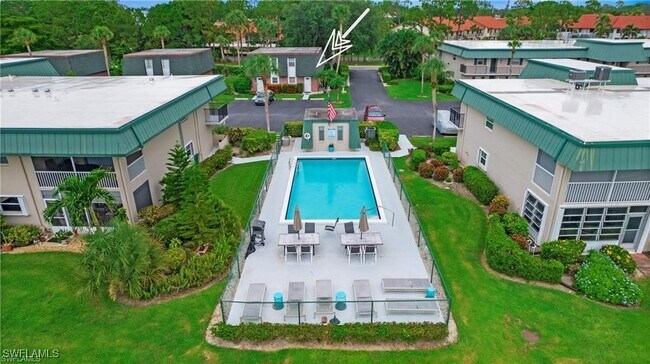 Building Photo - 600 Valley Stream Dr