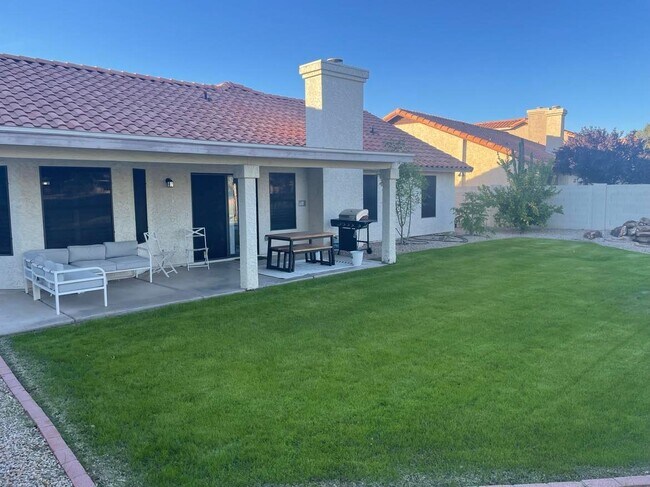 Private yard - 19407 N 73rd Ln