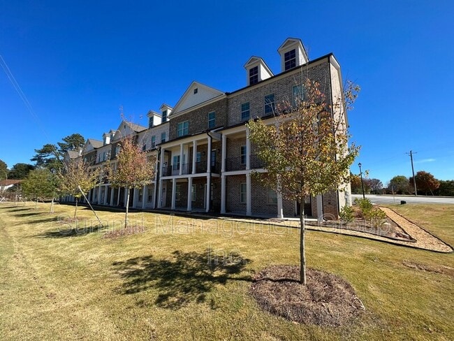 Building Photo - 859 Duck Walk Wy