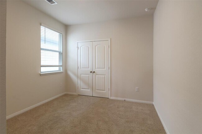 Building Photo - 182 Eagle Mountain Trl1