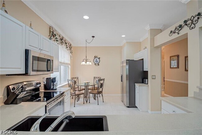 Building Photo - 2226 Carnaby Ct