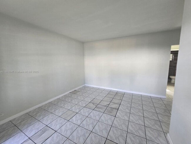 Building Photo - 71 NW 76th St