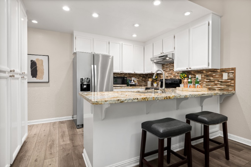 Building Photo - 135 Southwind Dr