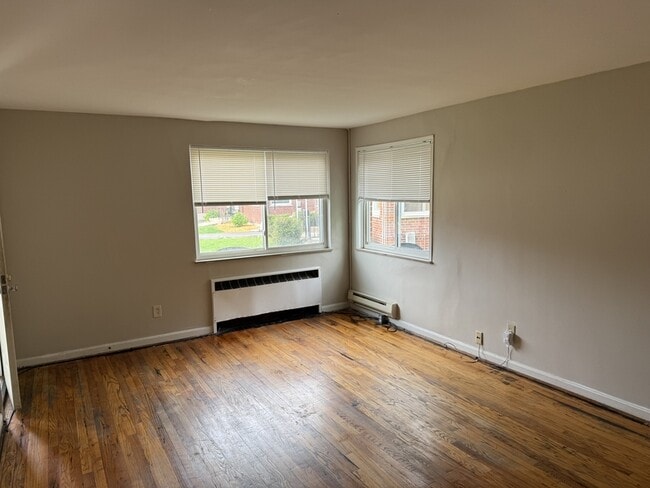 Building Photo - 3926 E Gatewood Ln