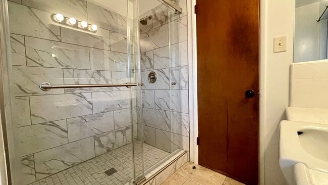 Building Photo - Classic San Luis 3 Bedroom 2 Bath House in Ferrini Heights
