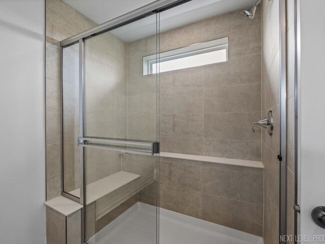 Building Photo - 25715 W Yorkshire Dr