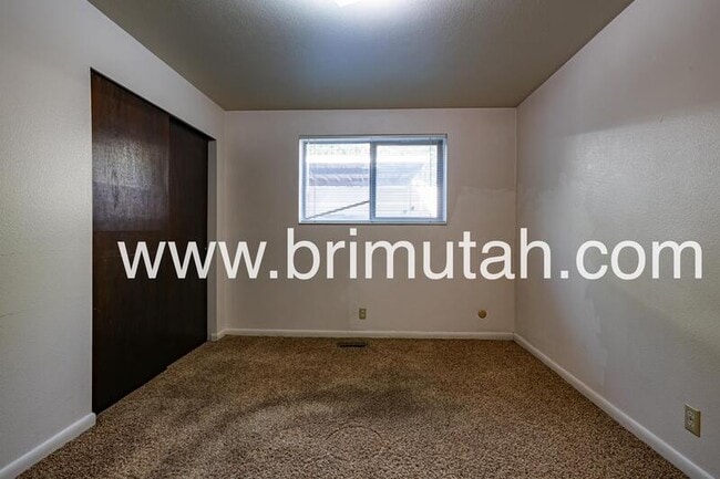 Building Photo - 2045 S 2200 E