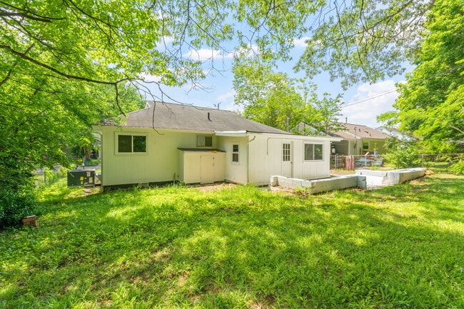 Building Photo - 415 Taliwa Dr