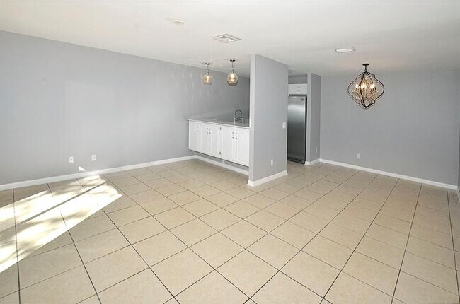 Building Photo - 1543 39th Ave