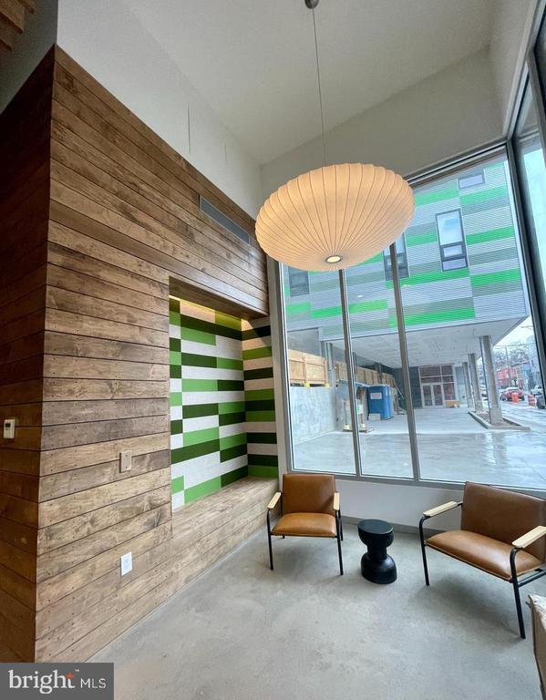 Building Photo - 1501 N 31st St