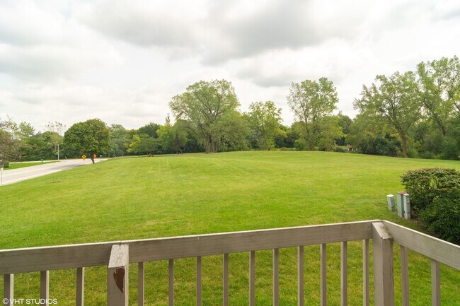 Building Photo - 579 Morningside Dr