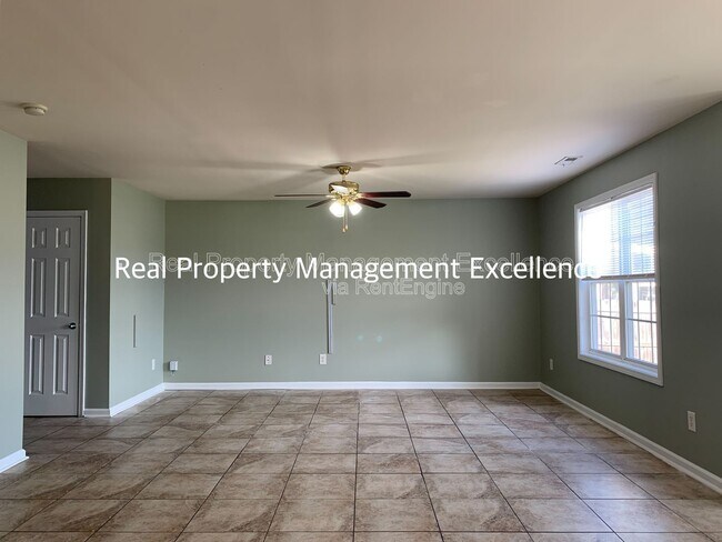 Building Photo - 3116 Guiding Light Rd