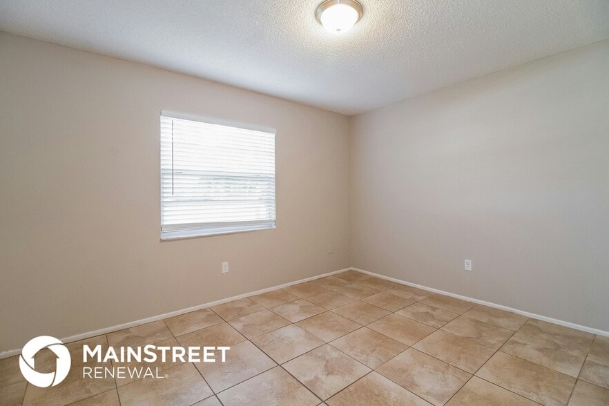 Building Photo - 7613 Avonwood Ct