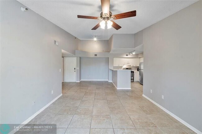 Building Photo - 120 Yacht Club Way